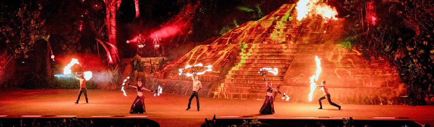 Indulge in a Sunset Dinner Cruise in Puerto Vallarta