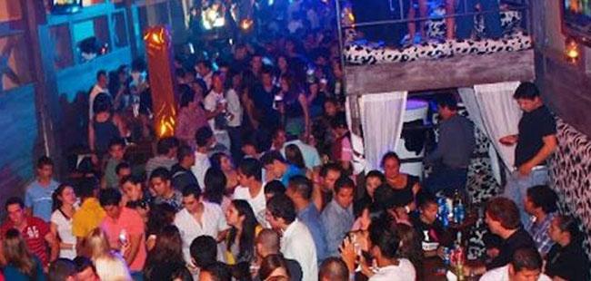 Vamanos! Puerto Vallarta Pub Crawlr