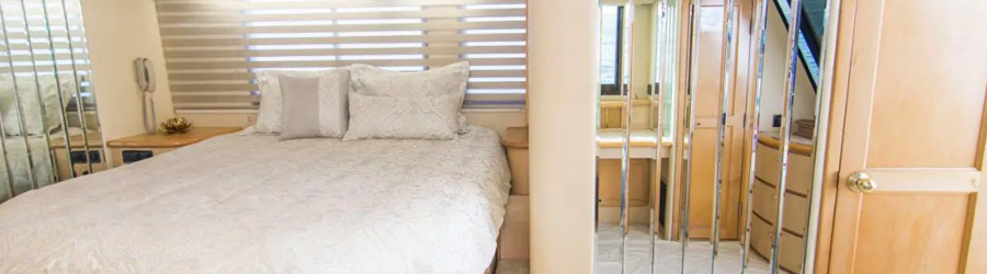 72' Bluewater Luxury Yacht Charter in Cabo San Lucas 4