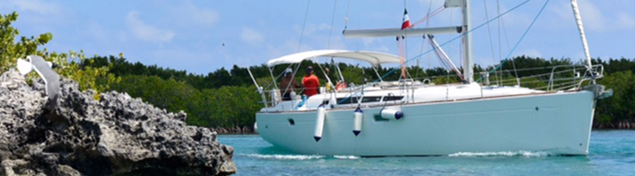 Private Luxury Sailing & Snorkeling in Cozumel 6