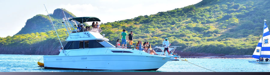 Private Yacht Charters in Mazatlan Bay 5