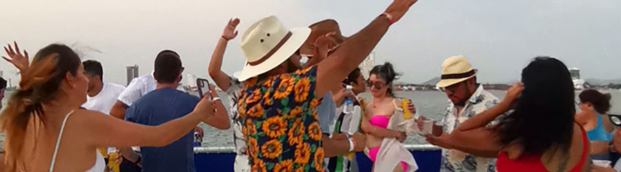 Mazatlán Sunset Booze Cruise & Live Banda Party 1