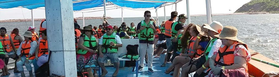 Yate Fiesta Mazatlan Harbor Cruise 1