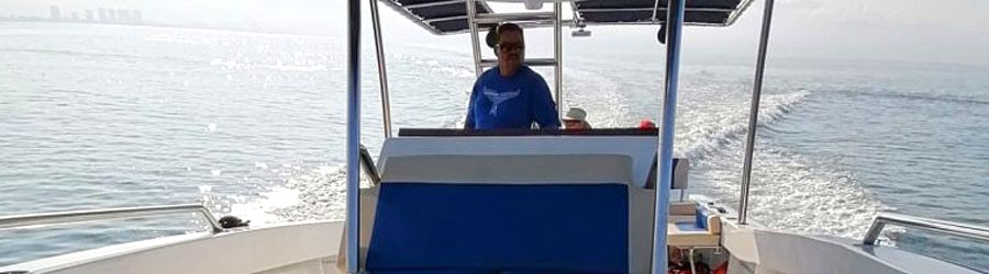 Barco Grady White de 33 pies para Snorkel & Pesca 2