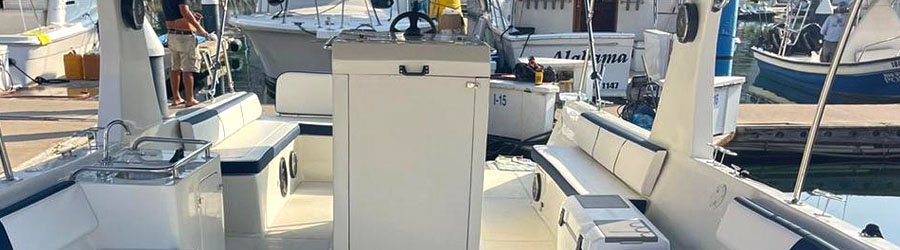 35' Luhrs Speed Boat Rental 7