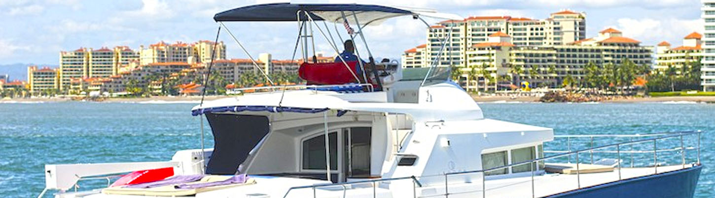 43' Private Catamaran Charter in Puerto Vallarta 7