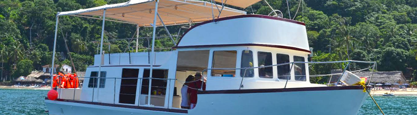 Private 43’ Custom Boat Charter in Puerto Vallarta 7