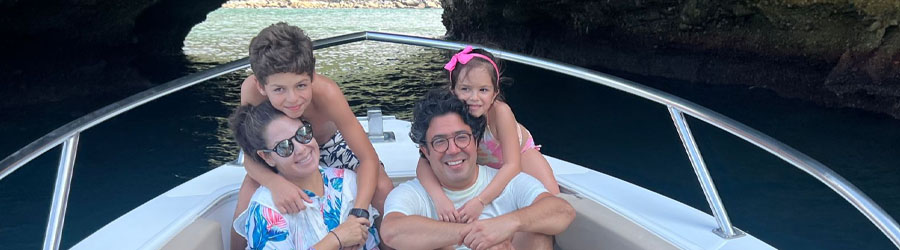 45' Cigarette Racing Boat (up to 20 pax) 4