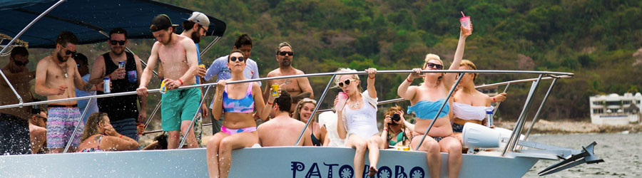 45' Cigarette Racing Boat (up to 20 pax) 7