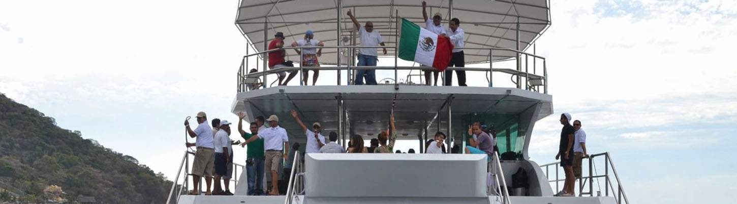 Private 90' Luxury Catamaran in Puerto Vallarta 3