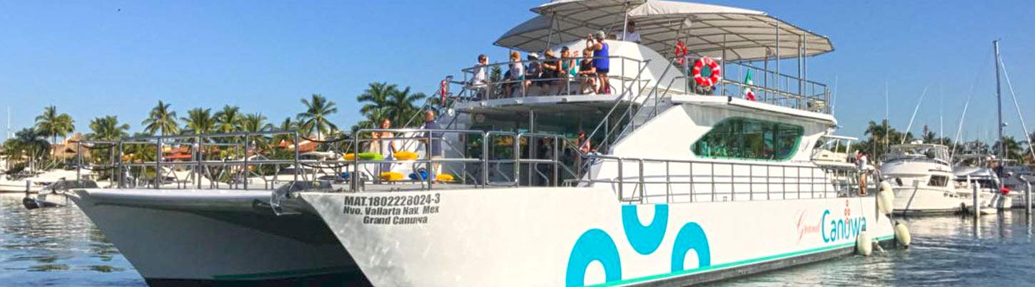 Private 90' Luxury Catamaran in Puerto Vallarta 6