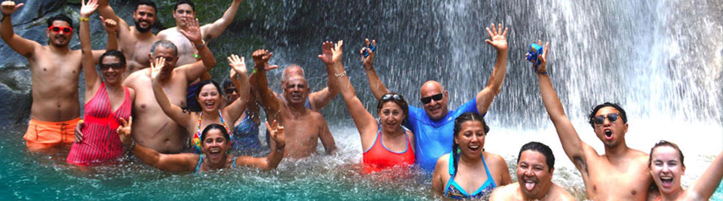 Crucero de Fiesta en Los Arcos, Quimixto & Las Animas 8