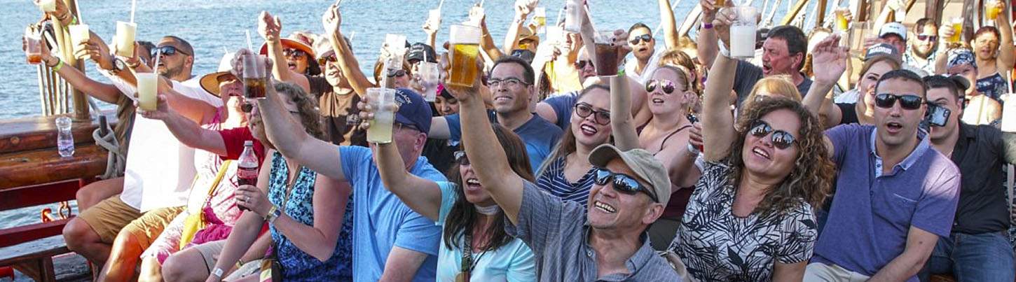 Renta de Barco Privado en el Barco Pirata Marigalante (220 Pax) 3