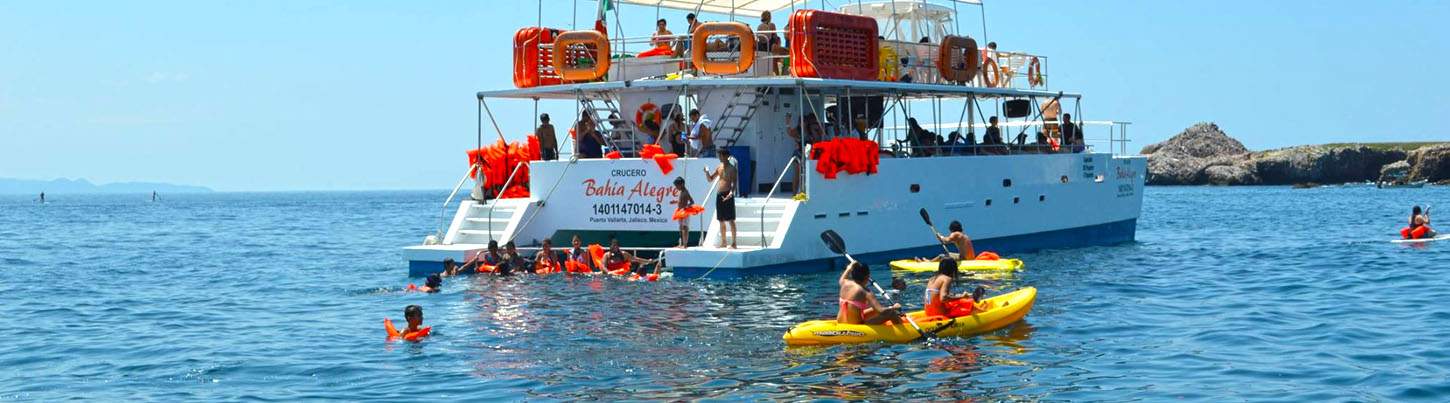 Private Double-Deck Catamaran in Puerto Vallarta 2