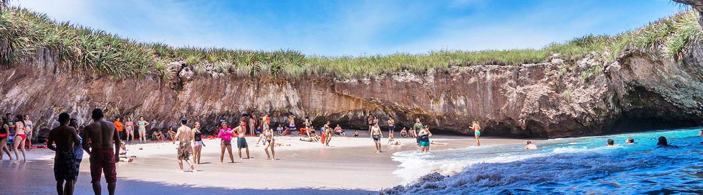 Marietas Islands Tour (Quest to Hidden Beach) 2