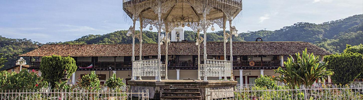 Guided San Sebastian Del Oeste Tour 5