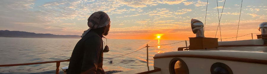 Paseo en Velero VIP al Atardecer en Puerto Vallarta 2