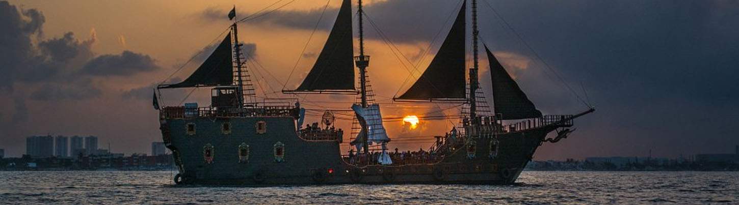 Jolly Roger Cancun Pirate Ship 1