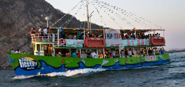 Yate Fiesta Mazatlan Harbor Cruise